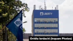 Turnul administrativ al combinatului siderurgic Liberty Galați.