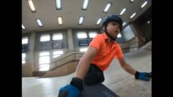 Млад скејтер без нозе доби поддршка од Тони Хок