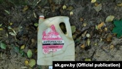 Каністра, зь якой асуджаны абліў супрацоўніка ДАІ бэнзінам