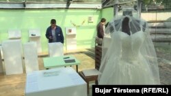 Muzej slomljenih veza u Prištini