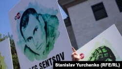  Пикет в поддержку Олега Сенцова и Александра Кольченко, Киев, 25 августа