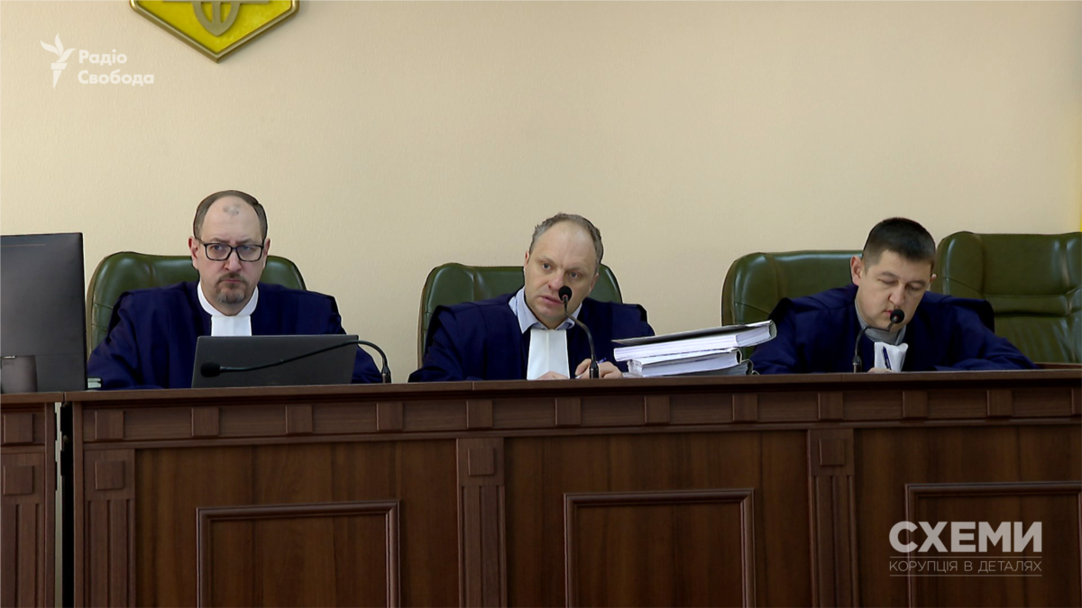 Апеляція ВАКС остаточно конфіскувала вартість пентхаусу родини топполіцейського з розслідування «Схем», тепер його мають звільнити