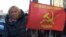 Protest Outside Duma As Russian Lawmakers Vote On Retirement Age Hike video grab 2