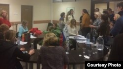 Валютные ипотечники в общественной приемной Дома правительства. Москва, 9 февраля 2017 года.