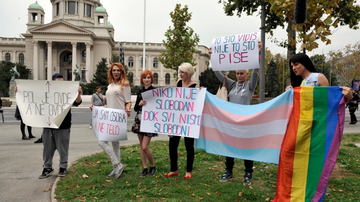 Transrodne osobe u Srbiji po lekove na crno tržište - Vimarsana News