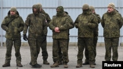 Militari ruși la Rostov-pe-Don, oraș din sudul Rusiei europene folosit ca bază pentru invazia din Ucraina, în februarie 2026.