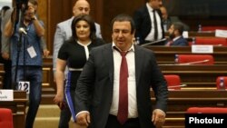 Armenia -- Prosperous Armenia Party leader Gagik Tsarukian arrives for a parliament session in Yerevan, May 29, 2019.