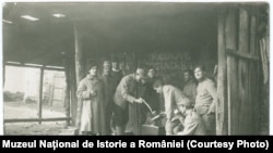Amintiri din timpul războiului, Tecuci, 1917, Sursa: Expoziția Marele Război, 1914-1918, Muzeul Național de Istorie a României