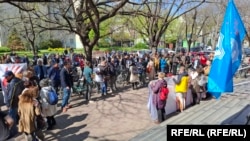 Protest ispred novosadskog tužilaštva, 4. april 2025.