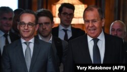 Almaniya xarici işlər naziri Heiko Maas (solda) rusiyalı həmkarı Sergey Lavrovla mayın 10-da Moskvada görüşüb
