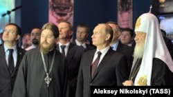 Митрополит Тихон, Владимир Путин и патриарх Кирилл