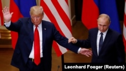 Президенти США і Росії Дональд Трамп та Володимир Путін на прес-конференції після зустрічі у Гельсінкі, 16 липня 2018 року