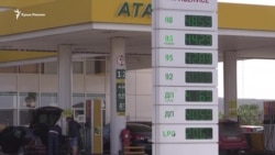 Бюджет «заправят» топливом: почему в Крыму дорожает бензин (видео)