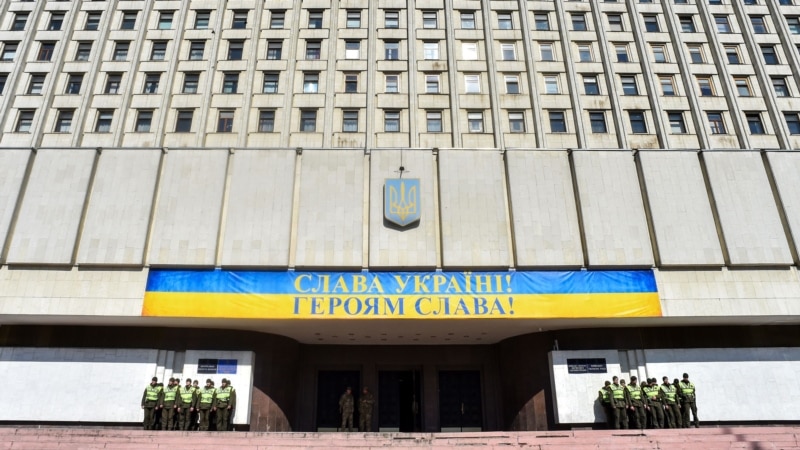 ЦИК Украины: во втором туре выборов возможность голосовать получили на полтысячи больше крымчан