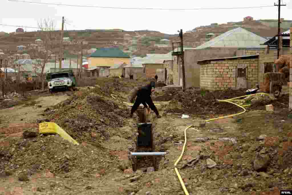 Qazsız, susuz, tualetsiz qəsəbə-Atyalı #19