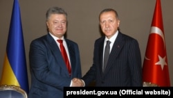 Poroşenko ve Erdoğannıñ İstanbul körüşüvi, 2018 senesi iyünniñ 12-si