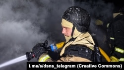 У навчальному корпусі пошкоджено другий поверх та частково фасад, пожежу локалізовано. Фото ілюстративне 