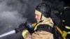 Украінскія ратаўнікі працуюць на месцы пацэльваньня расейскіх войскаў у жытомірскай вобласьці, 10 кастрычніка 2026 году. Ілюстрацыйнае фота