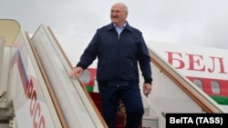 Alyaksandr Lukashenka arrives in Moscow on September 9.