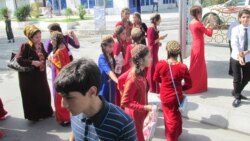 Türkmenistan: Mekdepler dürli ugurlar boýunça üç topara bölündi