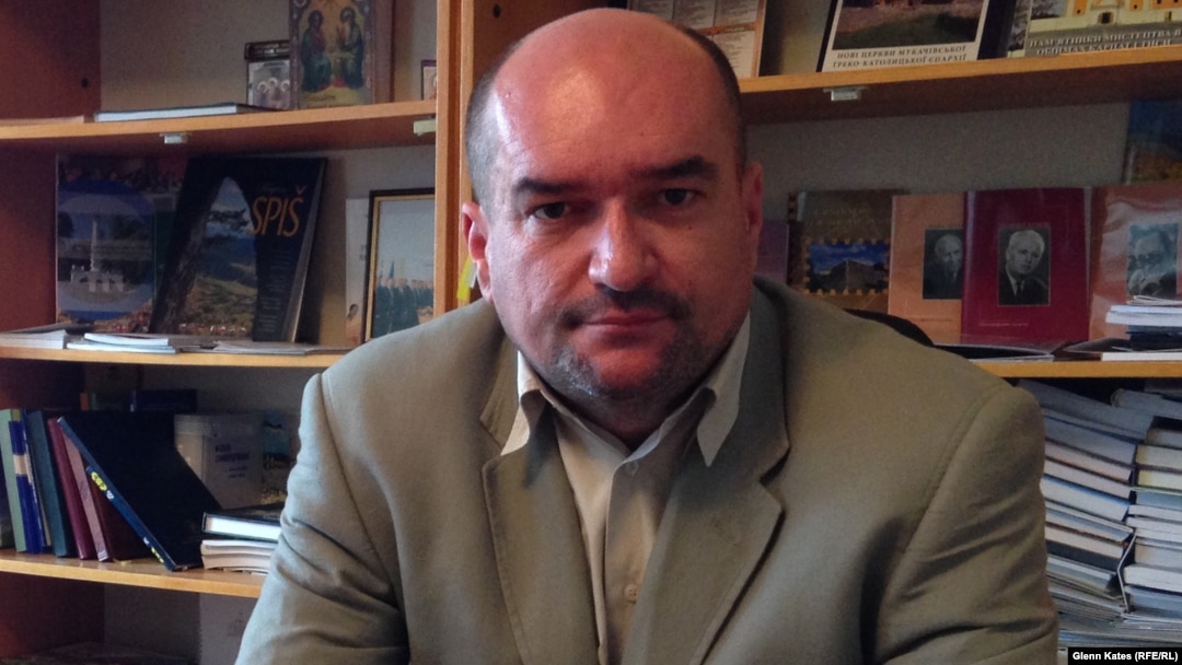 Laszlo Brenzovics, who leads Ukraine's Hungarian community, tells RFE/RL too many local decisions are made by Kyiv.