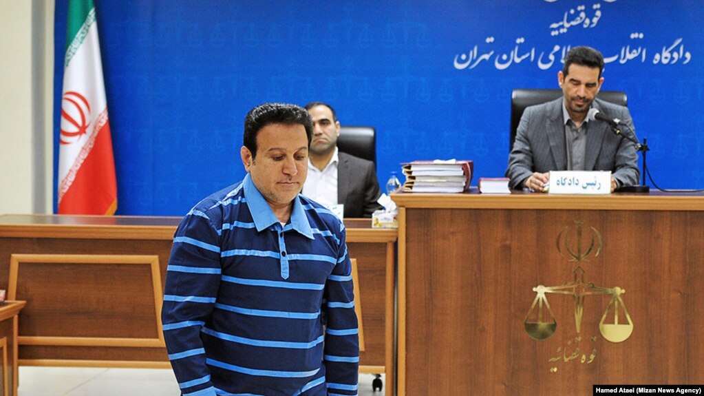 Hossein Hedayati, a former IRGC officer and a billionaire involved in Sarmayeh Bank corruption case in the court March 18, 2019.