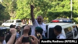 Оппозиционный журналист Афган Мухтарлы осужден в Азербайджане (архивное фото)