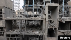 ایران - ساختمانی در تهران که پس از حملات هوایی به شدت زیان دیده است.