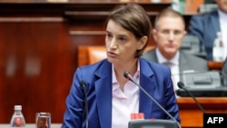 Мандатар за состав на новата Влада е досегашната српска премиерка Ана Брнабиќ, која е висок функционер на владејачката СНС.