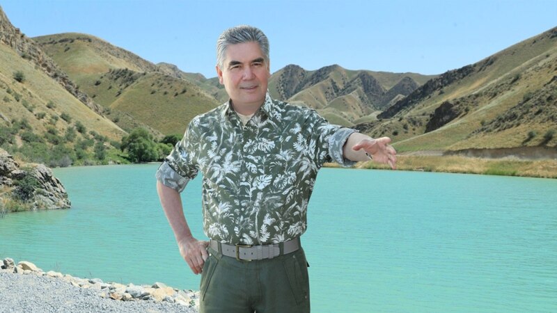 Türkmenistanyň dört etrap häkimine ‘berk käýinç’ yglan edildi