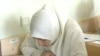 Aзербайджанским школьницам разрешили носить хиджаб – но только дома