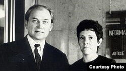 Виктор Федосеев со своей женой Рахиль Рубиной (Алей Федосеевой), также сотрудницей Радио Свобода. Мюнхен, 1980-е.