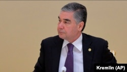 Türkmen prezidenti soňky kadr çalşygyny “oba milli maksatnamasy boýunça tabşyryklaryň ýerine ýetirilmändigi” bilen düşündirdi.