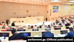 Окончательные дебаты по бюджету на будущий год в парламенте состоятся после 9 декабря