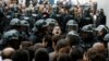 Іспанія: вже сотні людей потерпіли в сутичках із поліцією під час референдуму в Каталонії