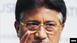 Former Pakistani President Pervez Musharraf has raised the possibility of returning to Pakistani politics.