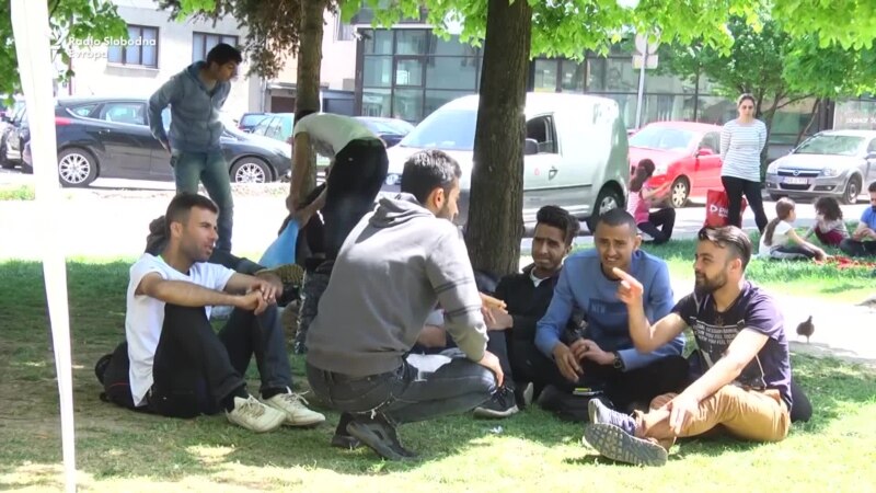 Vlast nema vremena za migrante, pomažu građani Sarajeva