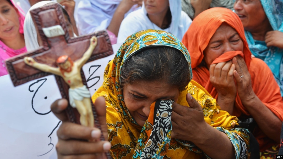 Pakistani Christians protesting the September 22 suicide bombings at Peshawar's All Saints Church, which left more than 80 dead.