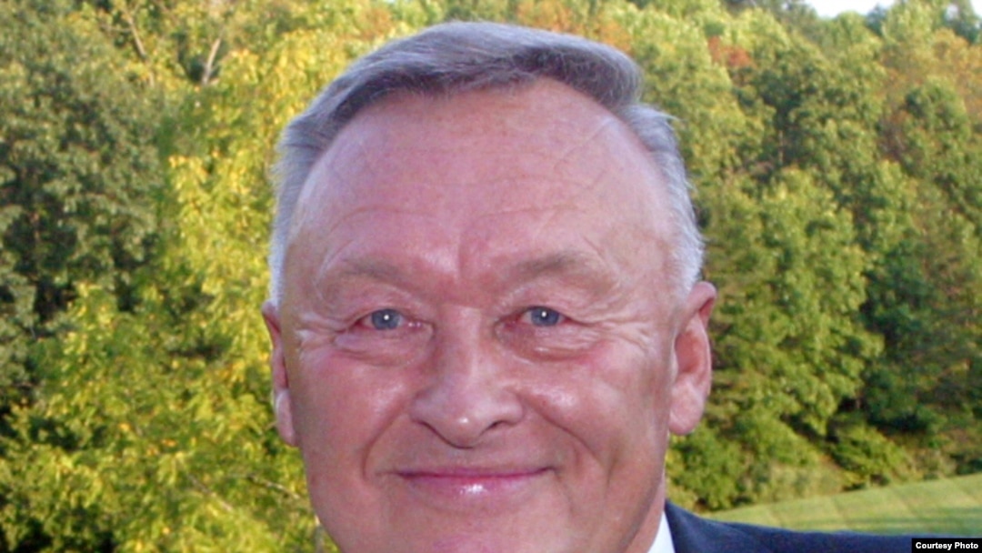 Олег Калугин