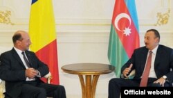 Președinții Ilham Aliyev și Traian Băsescu la Baku
