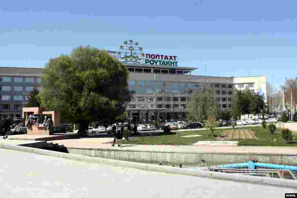 Бомпӯшиҳои рангини Душанбе #67