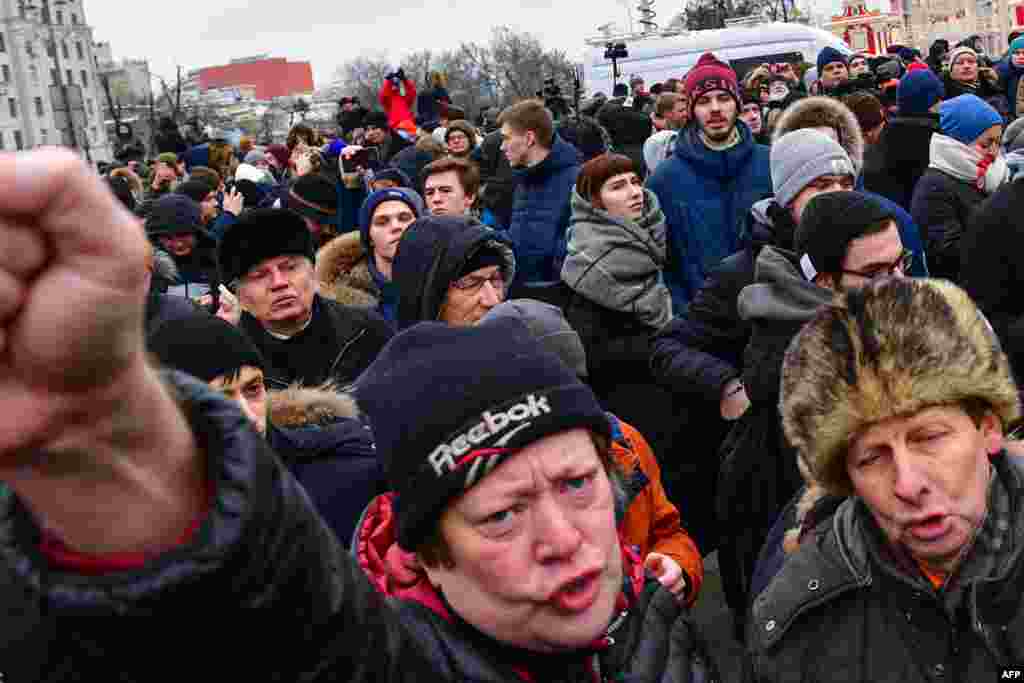 Мәскеу мен Санкт-Петербургтегі акцияға көп адам жиналды. 