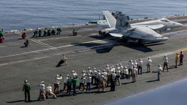 گفت‌وگو با محسن مدیر شانه‌چی؛ آرایش نظامی آمریکا در خاورمیانه به چه معناست؟