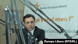 Mihai Poalelungi, „omul sistemului”?