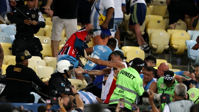 Sukobi policije i navijača na utakmici kvalifikacija za SP Argentina - Brazil