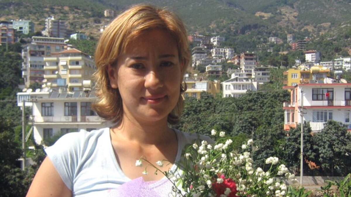Uzbekistan Journalist Niyazova Released After Confessing
