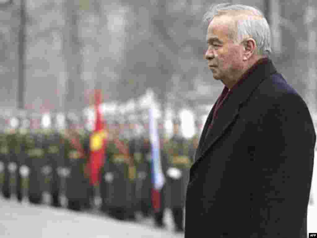 Маскав, Русия. Шашуми феврал - Ин нахустин сафари хориҷии Ислом Каримов пас аз оғози давраи нави раёсатҷумҳурияш мебошад.