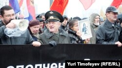 Владимир Квачков (в центре) на Русском марше