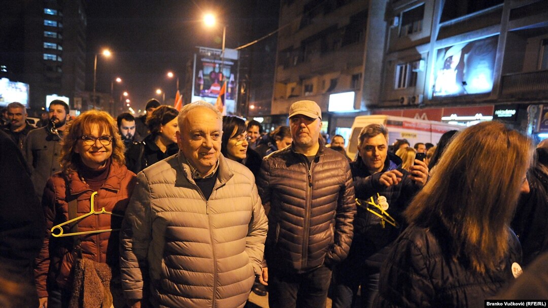 Akademik Dušan Teodorović i glumac Nikola Kojo na protestu u Kragujevcu