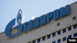 Russia -- Gazprom logo seen on the central office of Gazprom Company in Moscow, 29Apr2010.